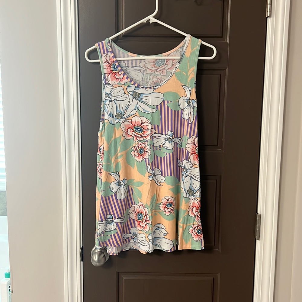 Boutique floral tank